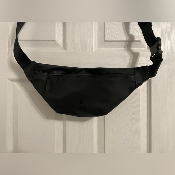 RAINS FANNY PACK - Picture 5 of 6